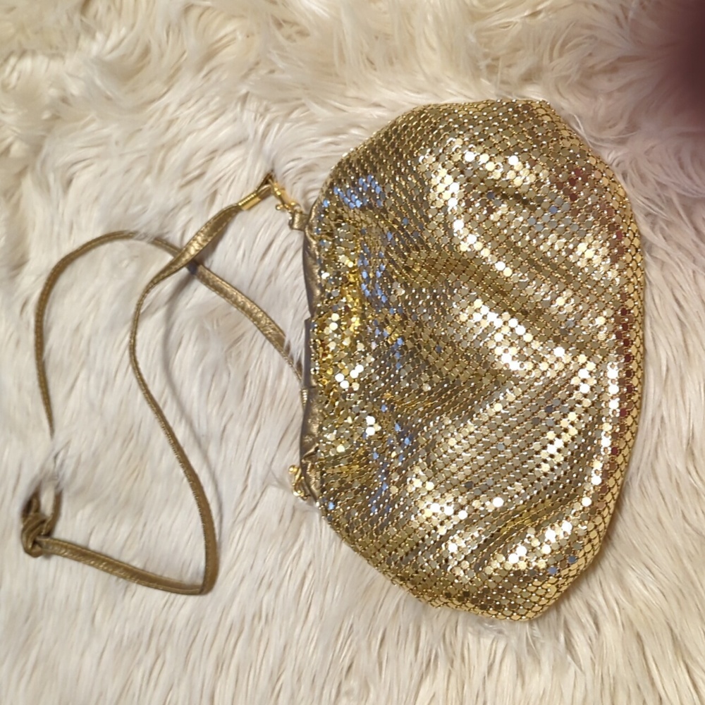 Vintage  Gold Mesh Evening Formal Bag Purse - Picture 3 of 4
